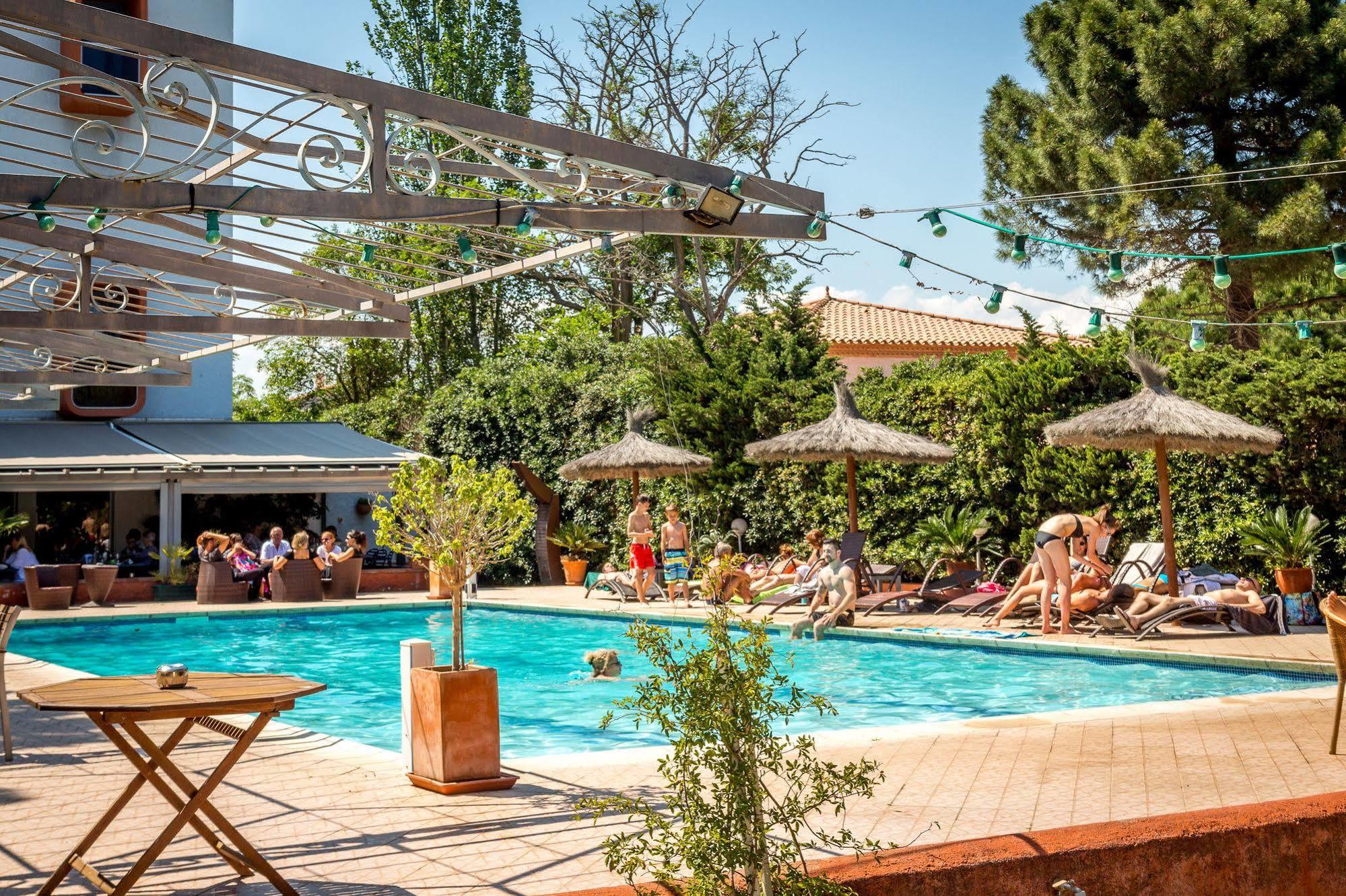 Hotel Aquarius 카네트 외부 사진